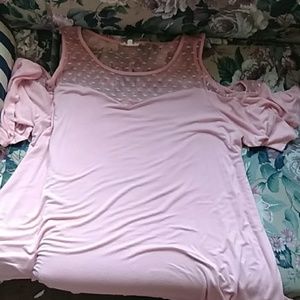 Women's pink mesh top